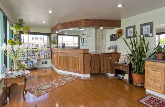 Flagstone Motel