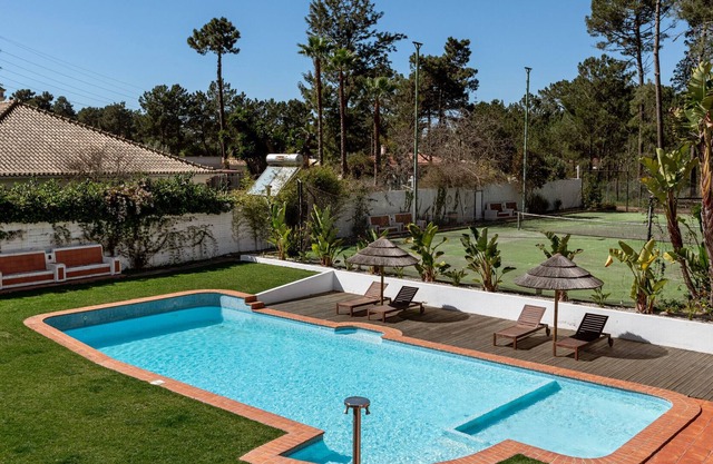 Flamingo House | Sunny 4 Bedroom Villa in Aroeira