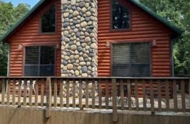 Flanagans Landing, 3 bed 2 bath
