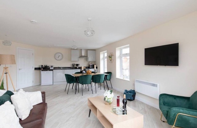 Flat 1 · homely - North London Wembley Apartment