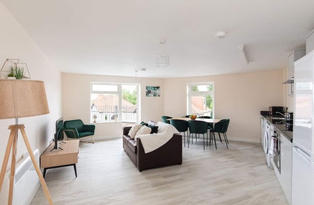 Flat 3 · homely - North Wembley London Apartment