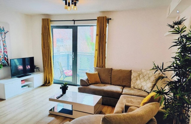 Flat 4 Pembroke Court