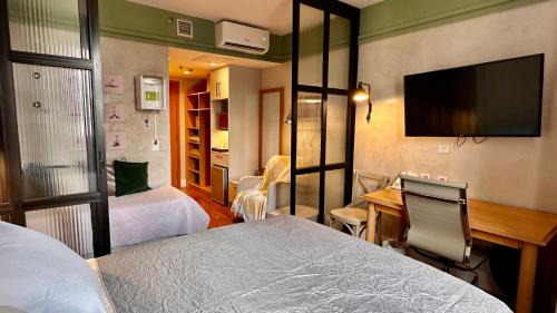 Flat charmoso no hotel Slav Downtown com vaga