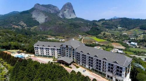 Flat de frente a Pedra Azul - até 6 pessoas, 48m2 - Condomínio Vista Azul