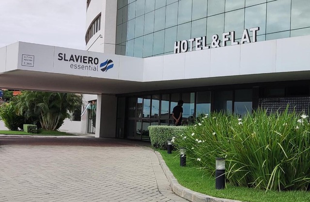 Flat encantador Slaviero Complexo Heron Marinho
