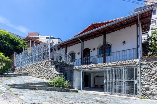 Flat funcional, com Wi-Fi e otima localizacao