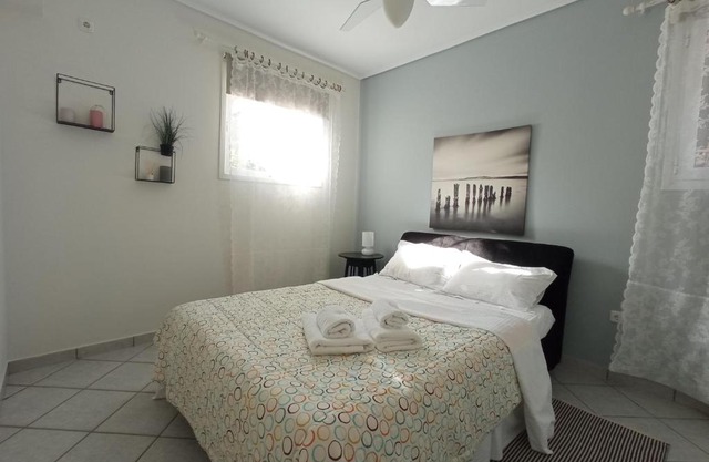 Flat with garden near sea, port and airport