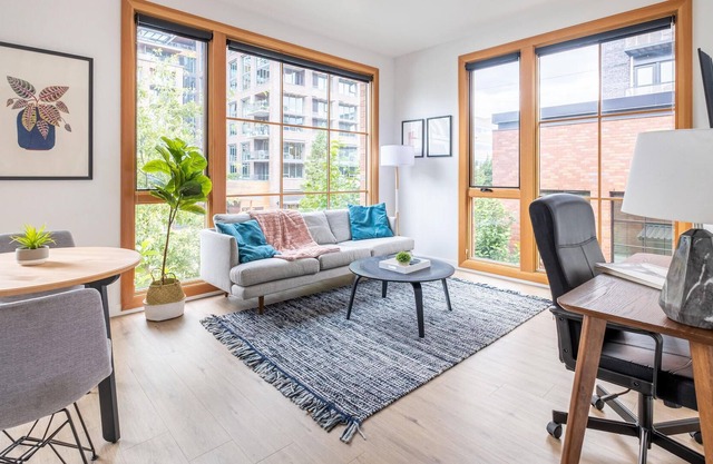 Flawless 1 BR Apartment in Portland + Parking