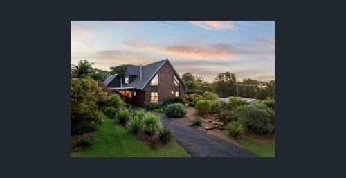 Flaxton Eco-Chic Escape