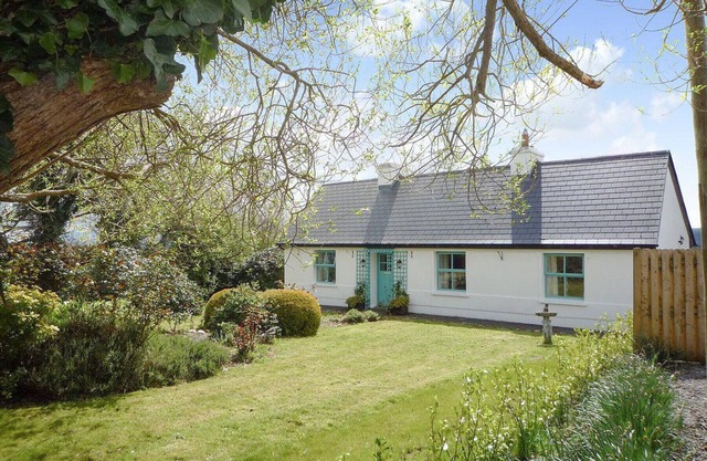 Fleur Holiday Cottage