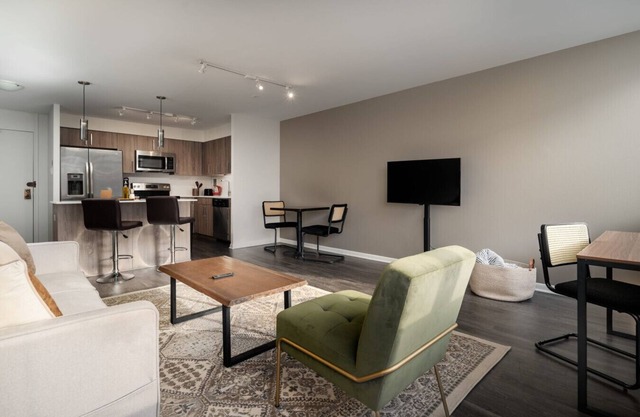 Flexhome Medical District 1BR - Pool + Gym (CHI30)
