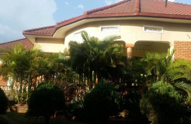 Floral Hotel