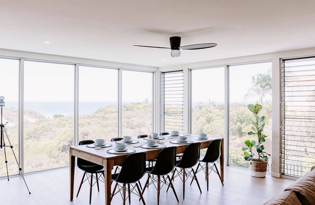 BROWN & CO - SUEÑO DEL CARIBE (PLAYA DE CASTAWAYS - NOOSA)