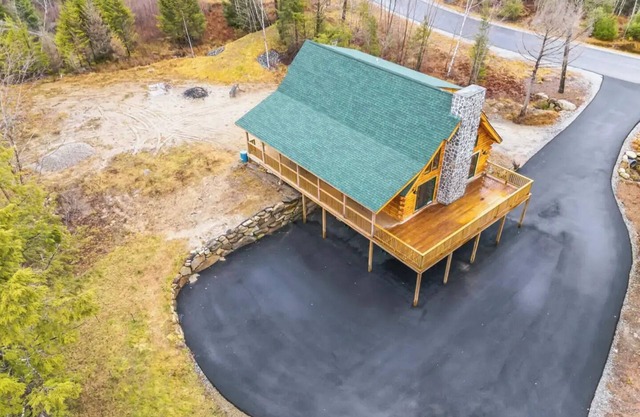 Flores Lodge
