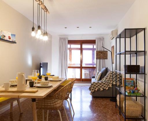 FLORIT FLATS - Apartment Torres de Quart I