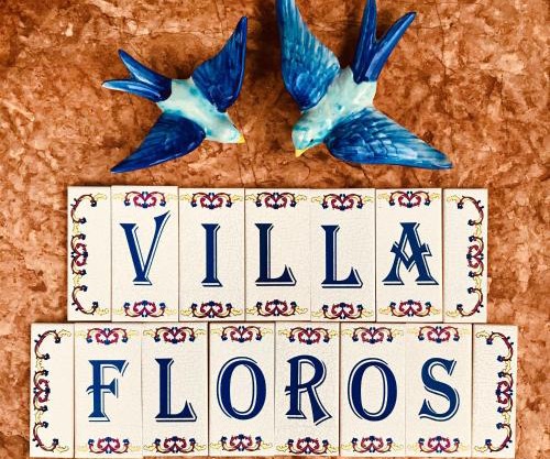 Floros Apartments
