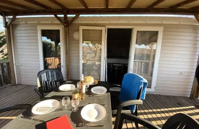 Camping Saint-Amand *** - Mobil Home Premium con aire acondicionado 3 habitaciones 4 personas + TV