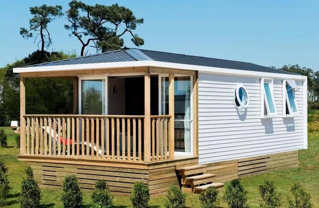 Flower Camping Vitamin **** - Mobile home Face Comfort 25m2 (2 bedrooms) + TV + Integrated terrace - Arrival Saturday 4 people