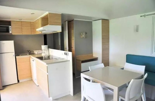 Acampar Rouffiac *** - Casa móvil Aventura 4 Habitaciones 6 Personas