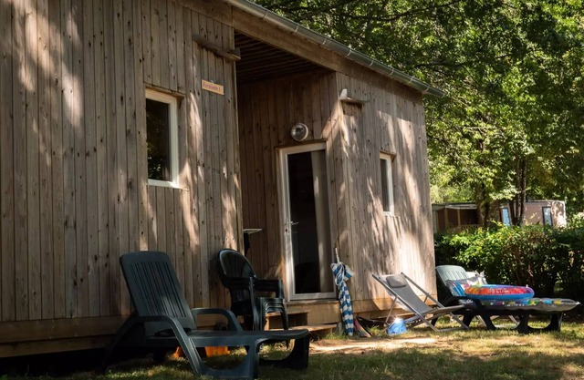 Flower camping de Rouffiac *** - Chalet Premium Escalade 47 m2 - 3 bedrooms 8 persons