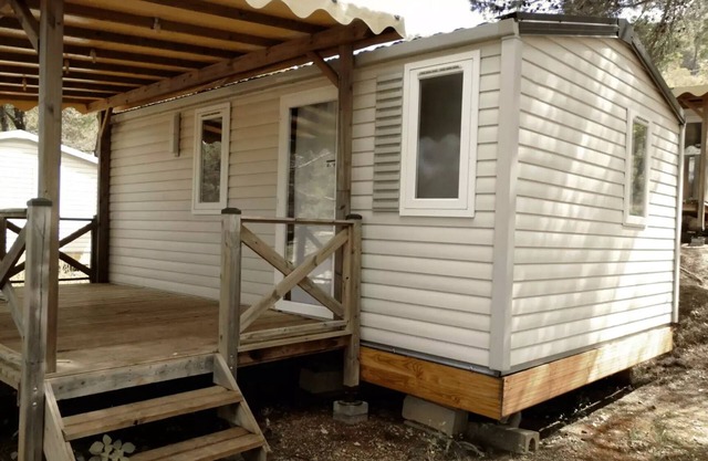 Flower Camping Les Cadenières **** - Mobil home Comfort without air conditioning 23m2 2Ch. 4/5P 5 persons