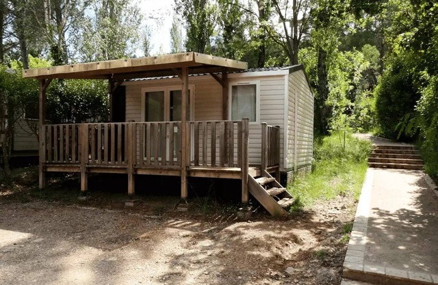 Flower Camping Les Cadenières **** - Mobil home Comfort without air conditioning 18m2 1Ch. 2/4P 4 persons