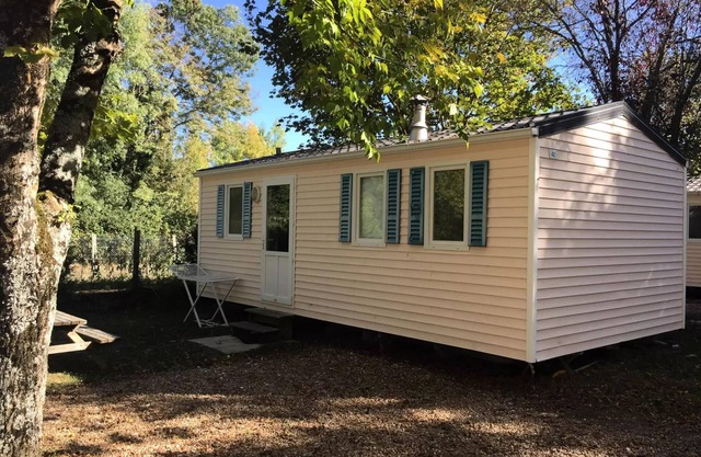 Flower Camping Les Granges *** - Mobil-Home Standard 30 m2 (2 bedrooms) 4 people