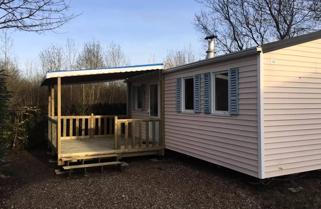Flower Camping Les Granges *** - Mobile home Comfort 30m2 (2 bedrooms) + covered terrace 4 people