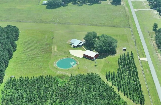 Fly In O Drive In. Y llevar su Atvs para Explorar Este Sitio 58 Acre.