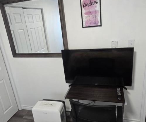 Flyaway Retreat 2 Bedroom Unit St John's NL