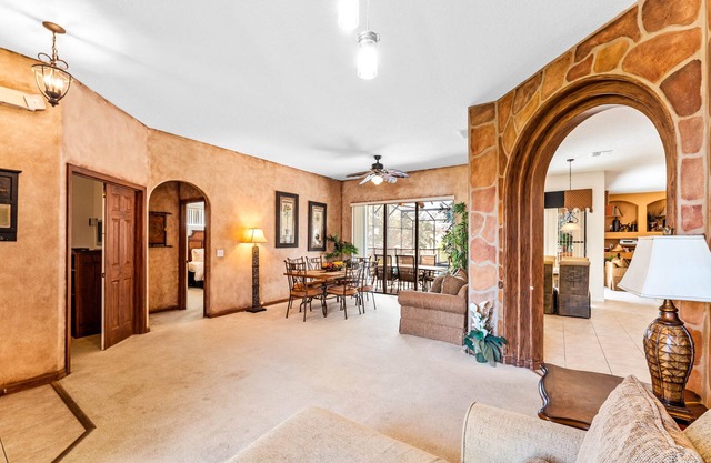 Fnatstic Villa de 4 dormitorios con piscina privada cerca de Disney