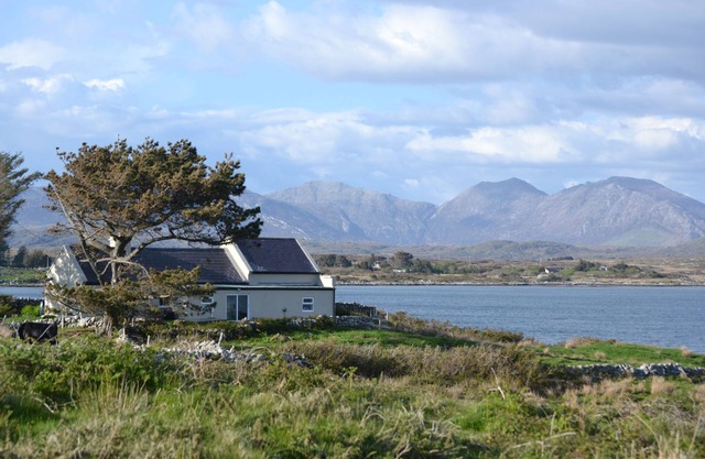 Foden's Cottage es una casa de vacaciones familiar en una península remota en Connemara