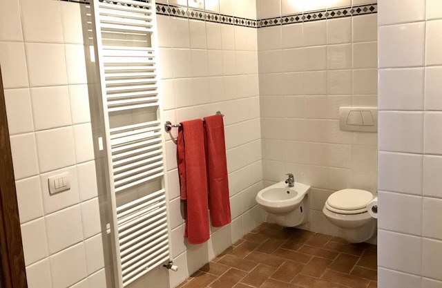 Podere "FONTEMIGLIARI" A. 2 DORMITORIOS- 1 VIVIENDA Y COCINA - 1 BAÑO APARTAMENTO