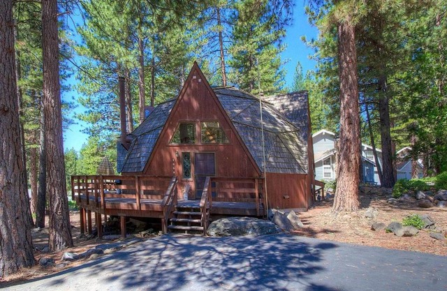 Fool Around House by Lake Tahoe Accommodations