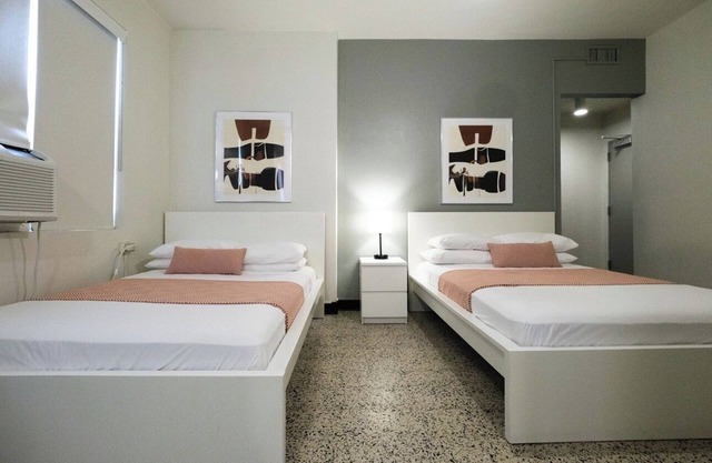 For Family & Friends | Near The Beach | Free Parking | Smart TV