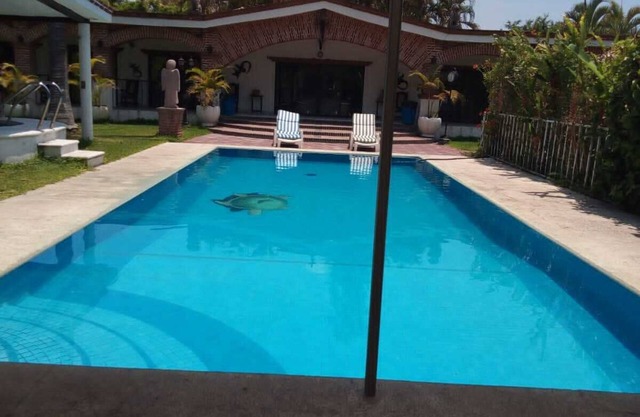 En renta quinta de campo para fines de semana.