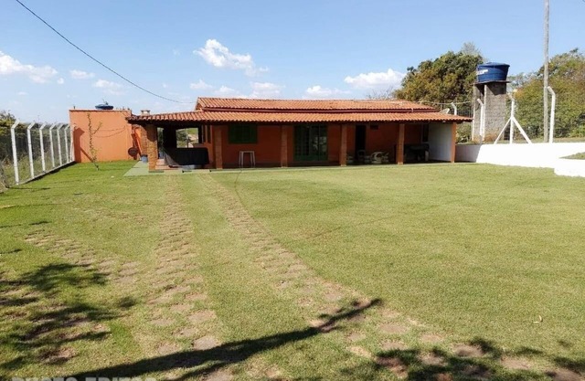 EN ALQUILER POR TEMPORADA, RANCHO LOS MARGENES DEL LAGO FURNAS EN GUAPÉ.