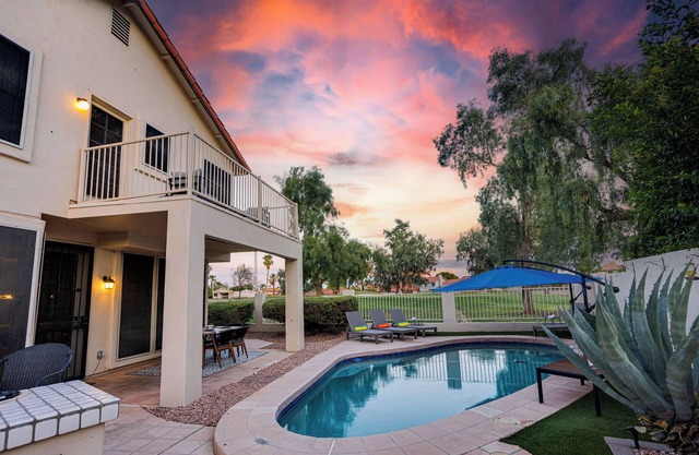 Pool- Outdoor Projector- 2 Kings- Game Room w/Bar