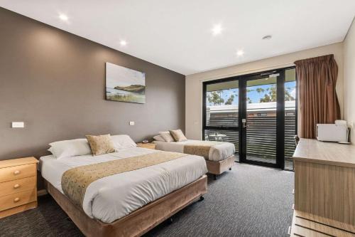Foreshore Hotel