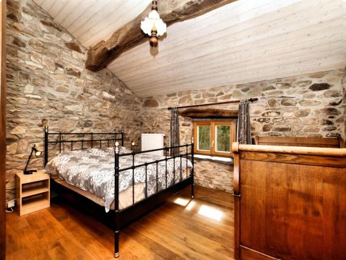 Forest-Edge Stay, Burtonville, cleaning included