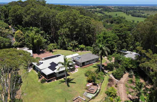 Forest Hill Retreat-Cudgen 10acre Adults Only Farmstay 2 Full Homes sleeps 12