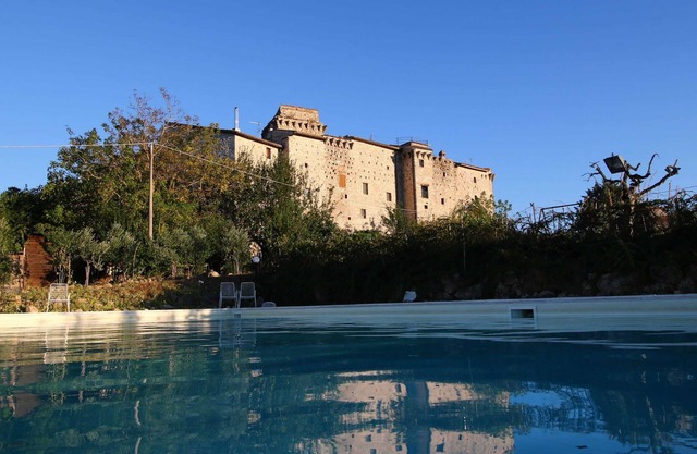 Forest Pool Stay in Umbria