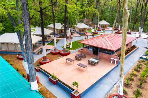 Forest Safari Retreat