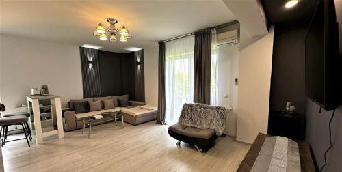 Forestside Apartment