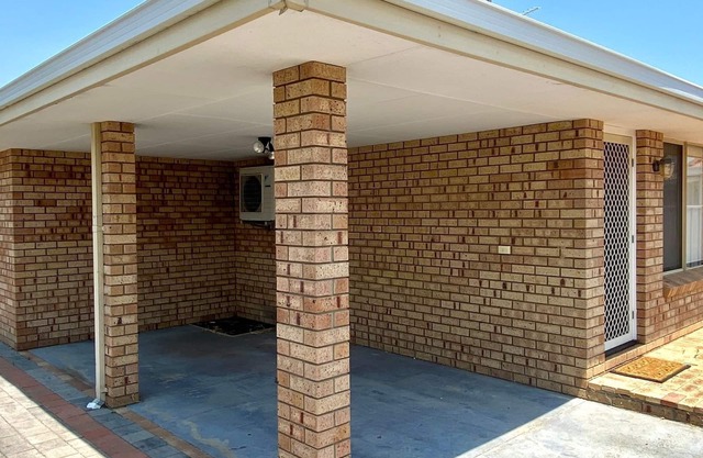 Forrest Holiday Unit - East Bunbury