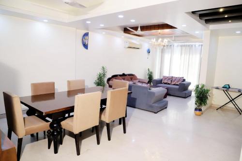 Fortune Home Service Apartment 3Bhk,J-171 Saket
