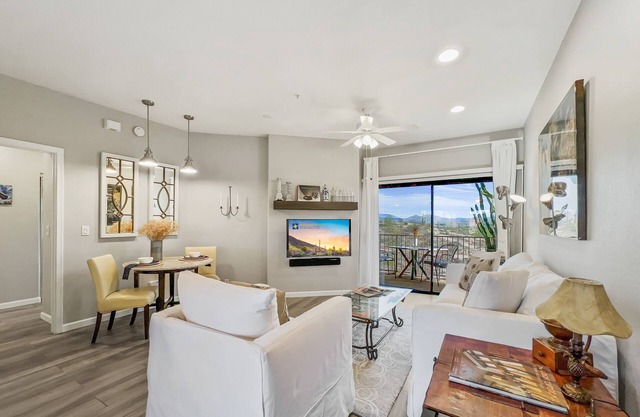 Fountain Hills One Bedroom. Views and Heated Pool and Spa.
