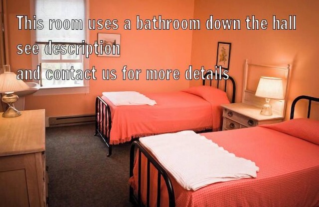 Fountain Point - Hotel Room 4