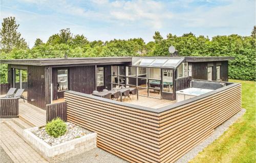 Four-Bedroom Holiday Home In Juelsminde