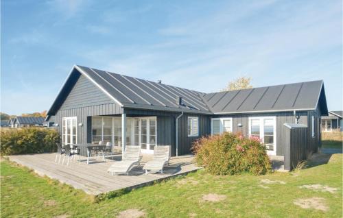 Four-Bedroom Holiday Home In Nysted